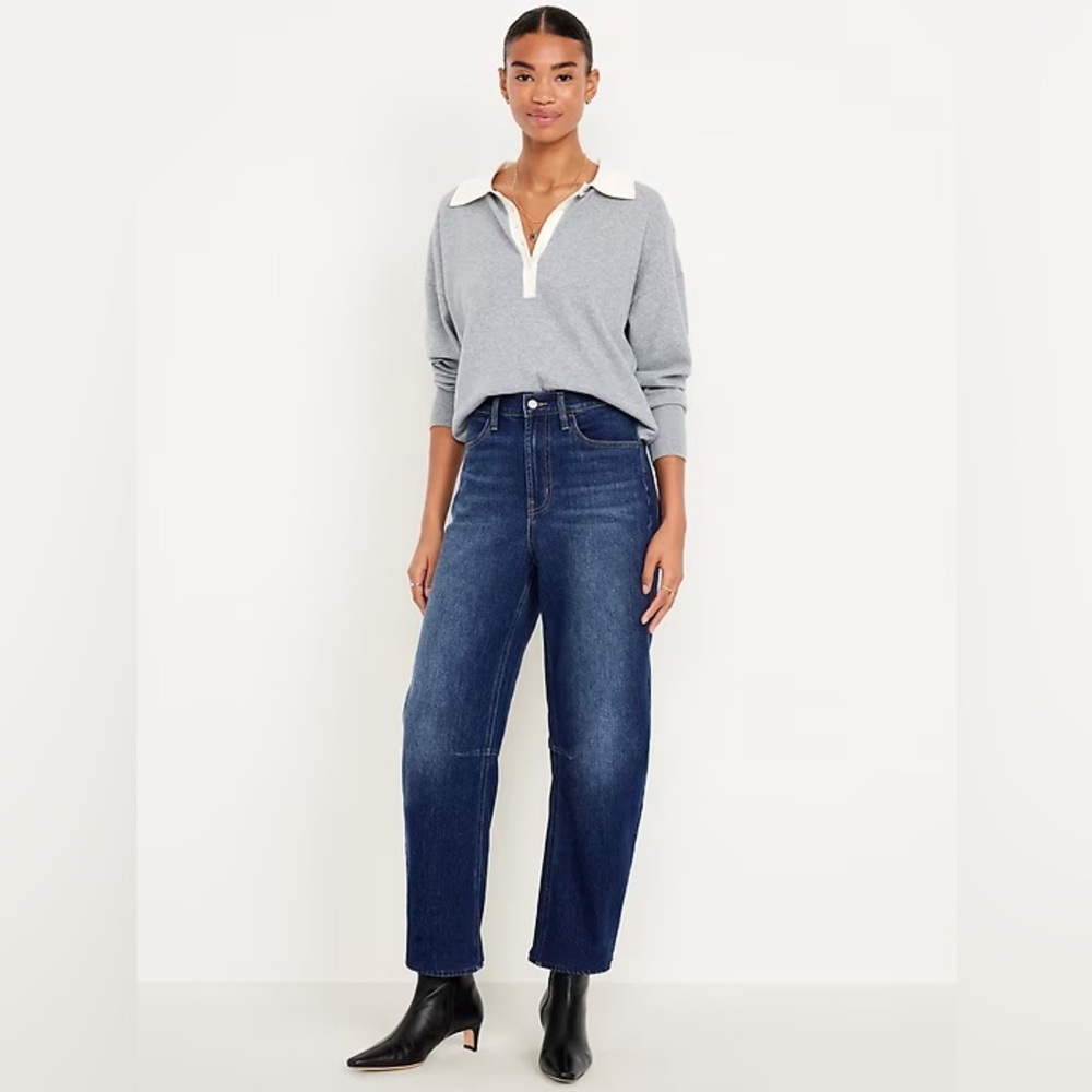Old Navy High-Waisted Wow Barrel Ankle Jeans